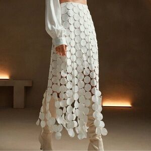 Elegant White Circle Pattern Skirt
